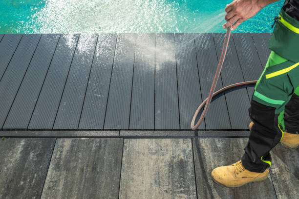 Best Garage Pressure Washing  in Lisbon Falls, ME